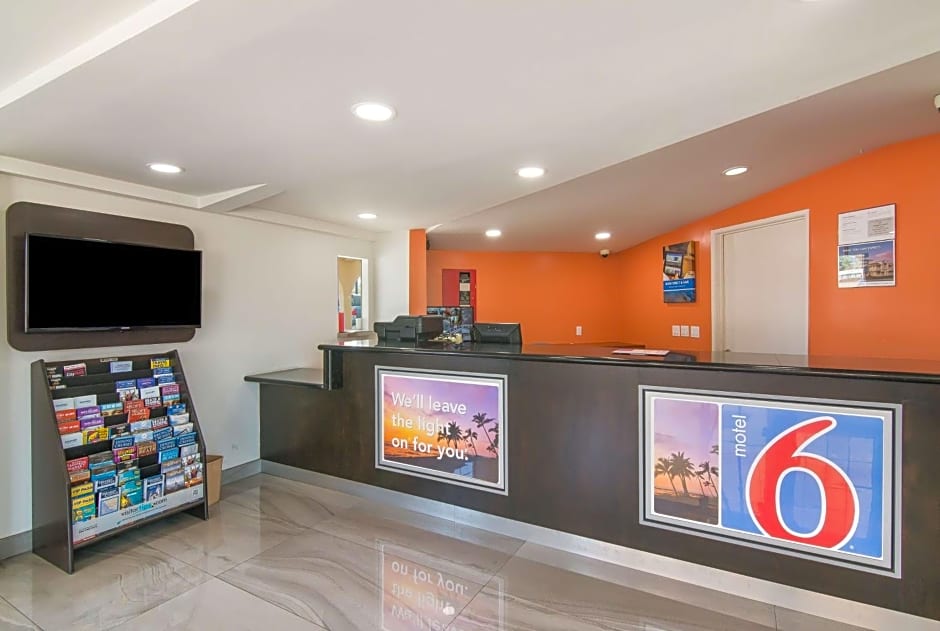 Motel 6-South El Monte, CA - Los Angeles