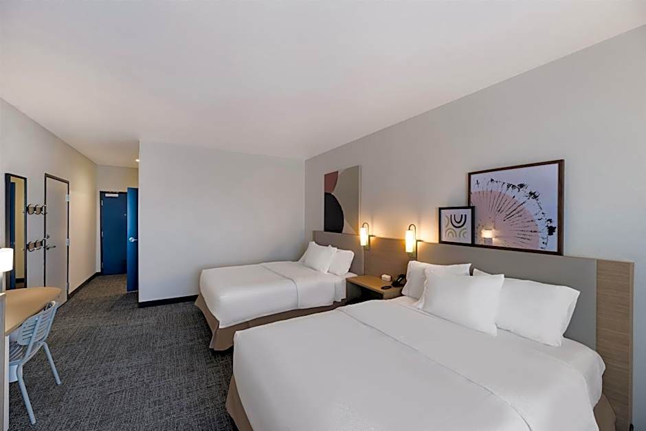 Spark by Hilton Midland South