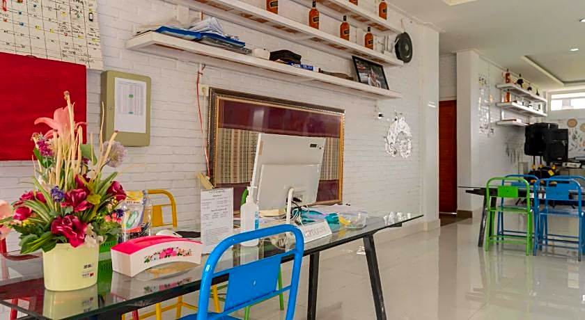 RedDoorz Plus @ Vantas Hotel Parbaba