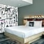Moxy Duesseldorf City