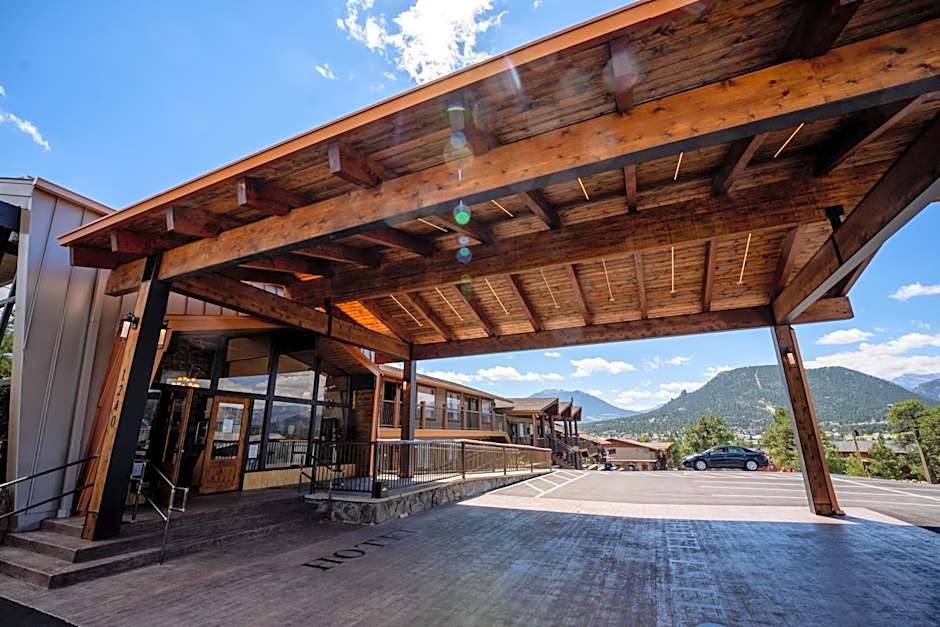 Hotel Estes