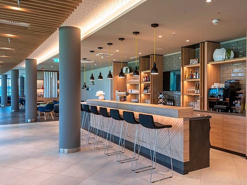 Holiday Inn Express Dusseldorf- Hauptbahnhof By IHG