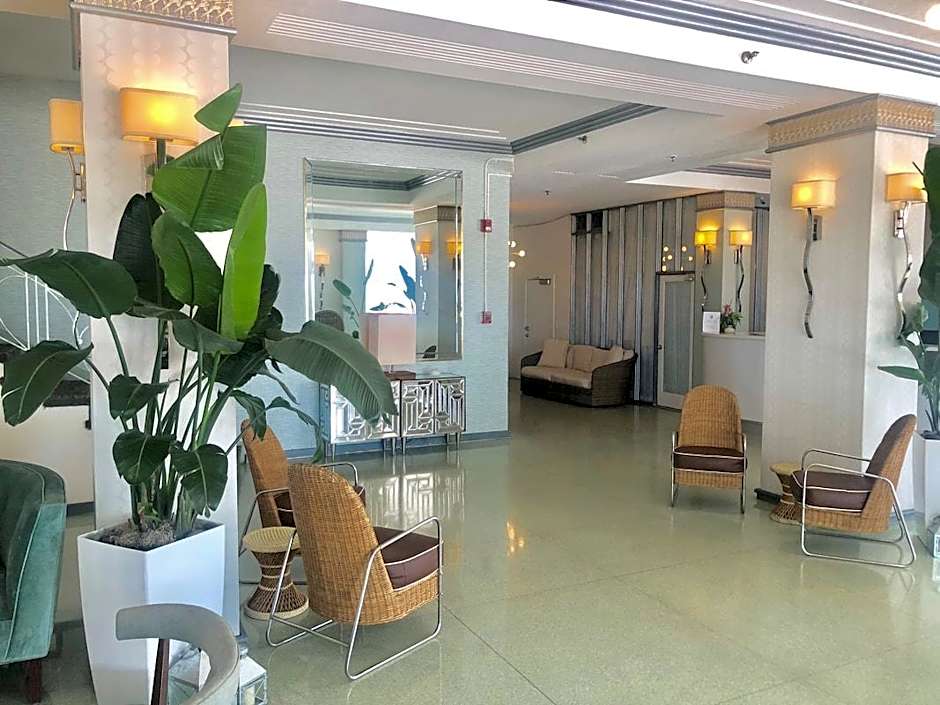 BROADMORE MIAMI BEACH