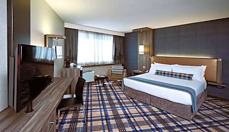 Standard King Room Smoking