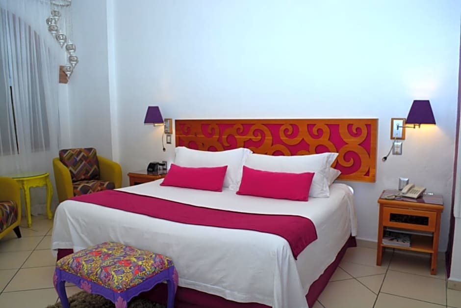 Boutique Pueblo Lindo