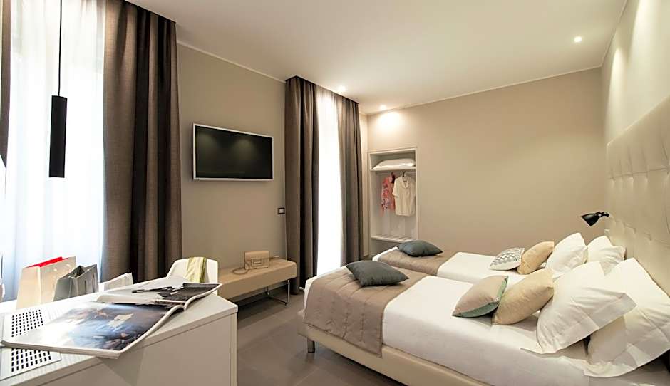 HOTEL H21
