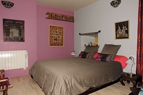 Double Room with Seating Area