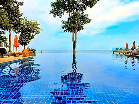 Chang Buri Resort & Koh Chang Hillside