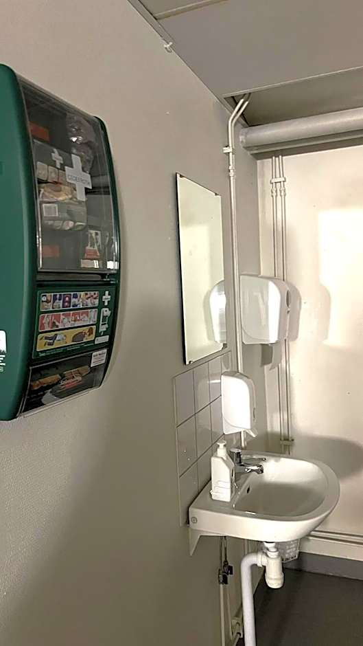 Rentalux Hostel - double & single rooms