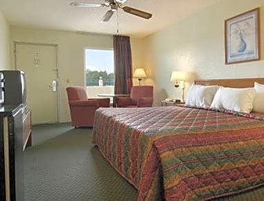 Days Inn by Wyndham West Point