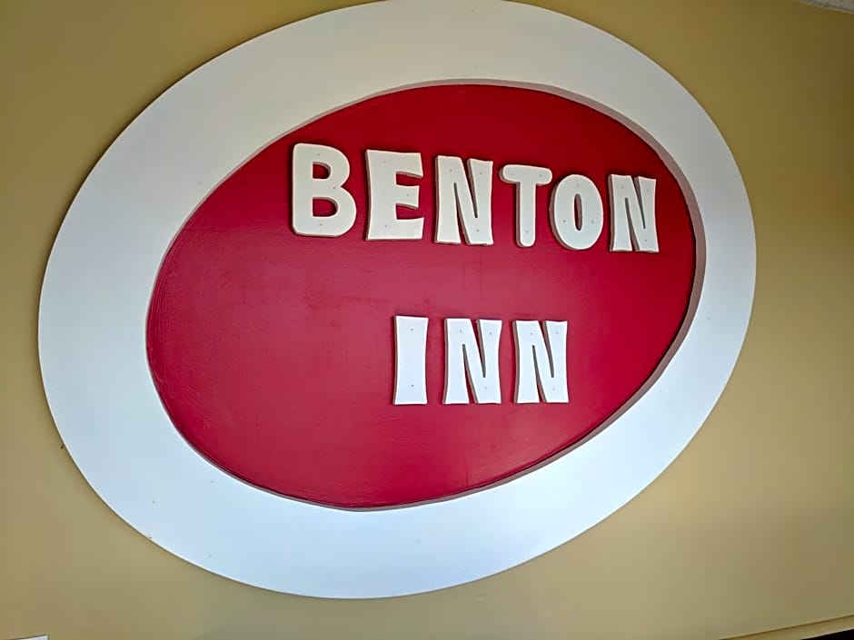 Zdjęcie 1 z 23 — Benton Inn