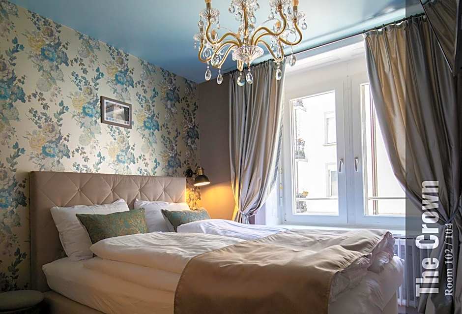 The Henry Self Check-In Guesthouse