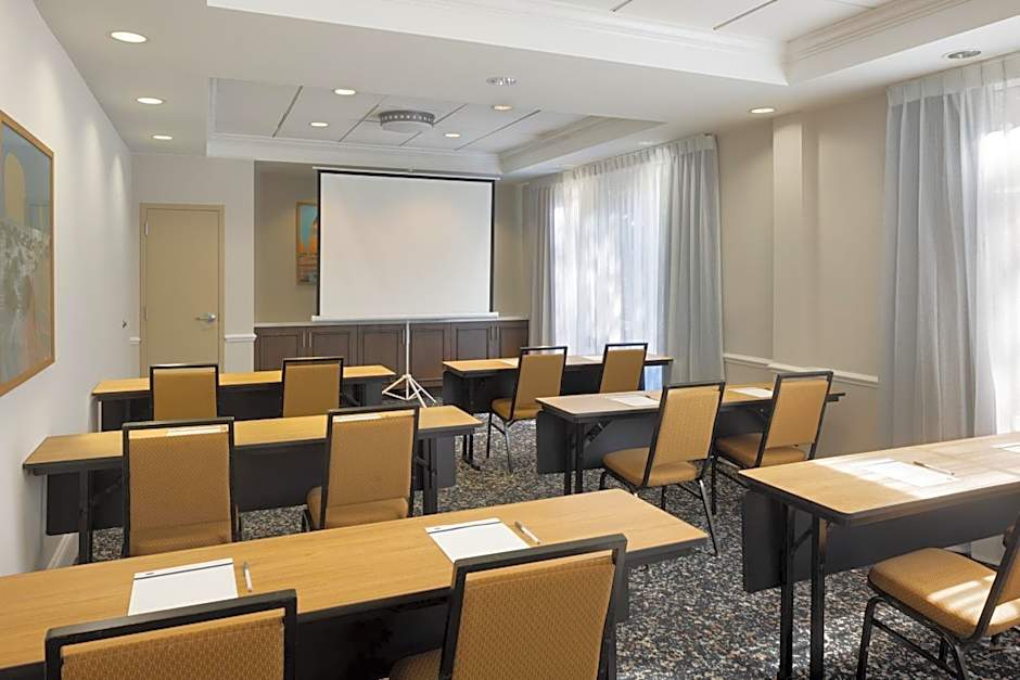 Hampton Inn By Hilton And Suites Jekyll Island