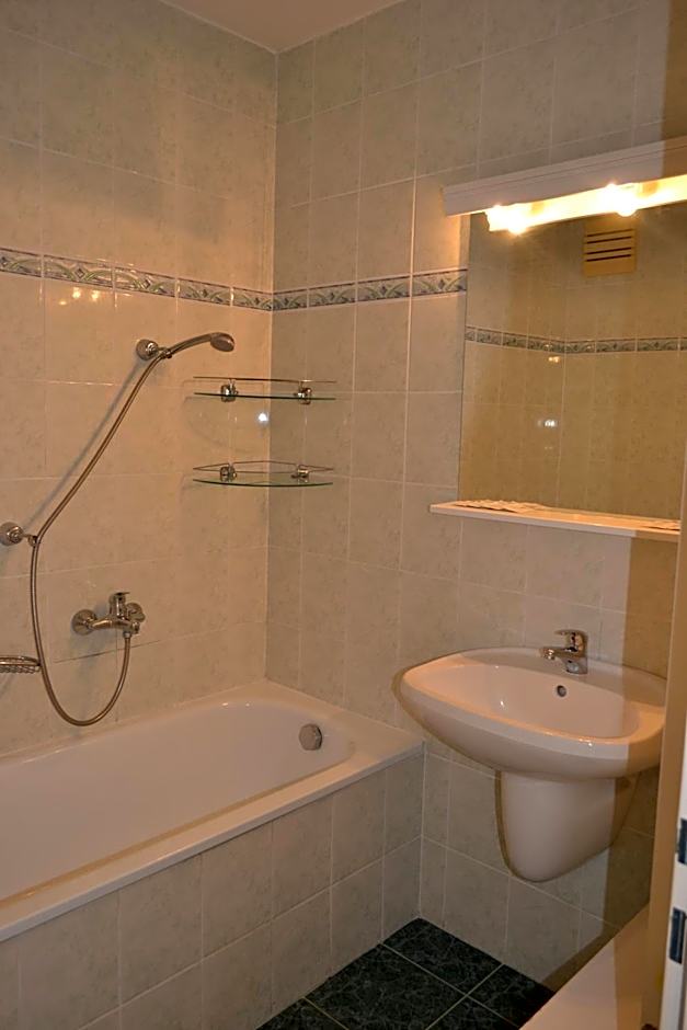 Leier Business Hotel