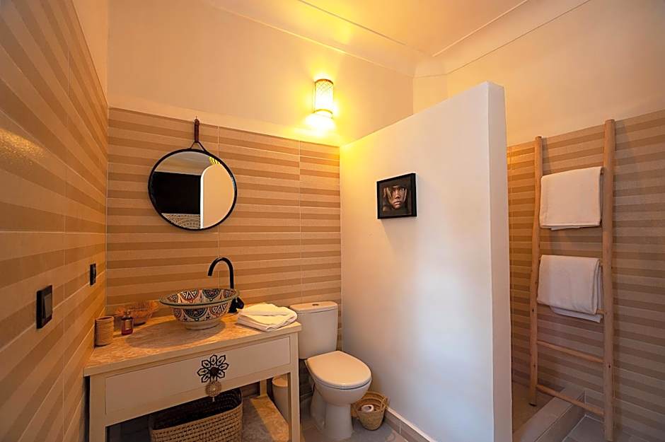 Magnifique Riad Julilu Privatise au coeur de la Medina 11P