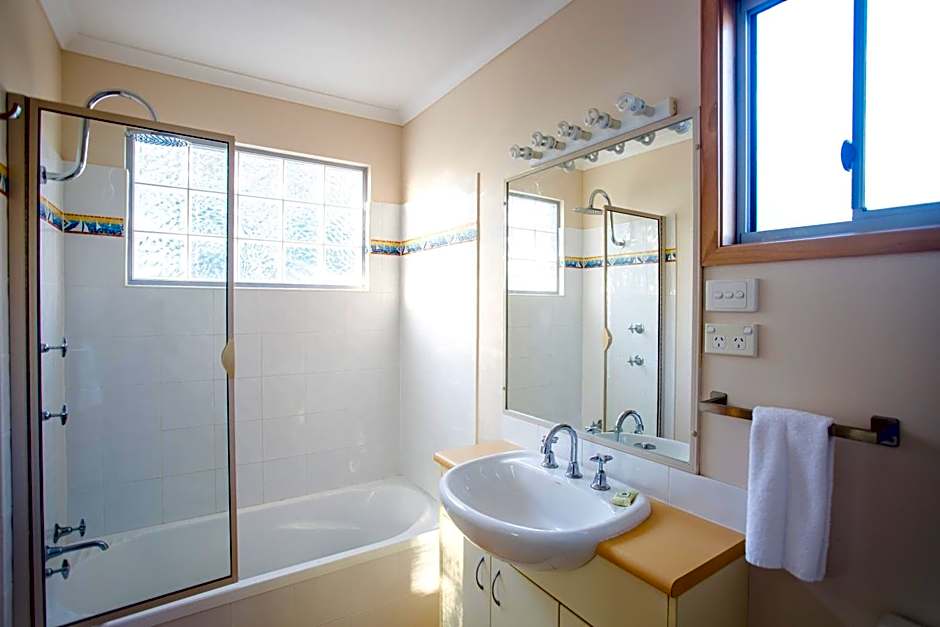 Thou Walla Sunset Retreat