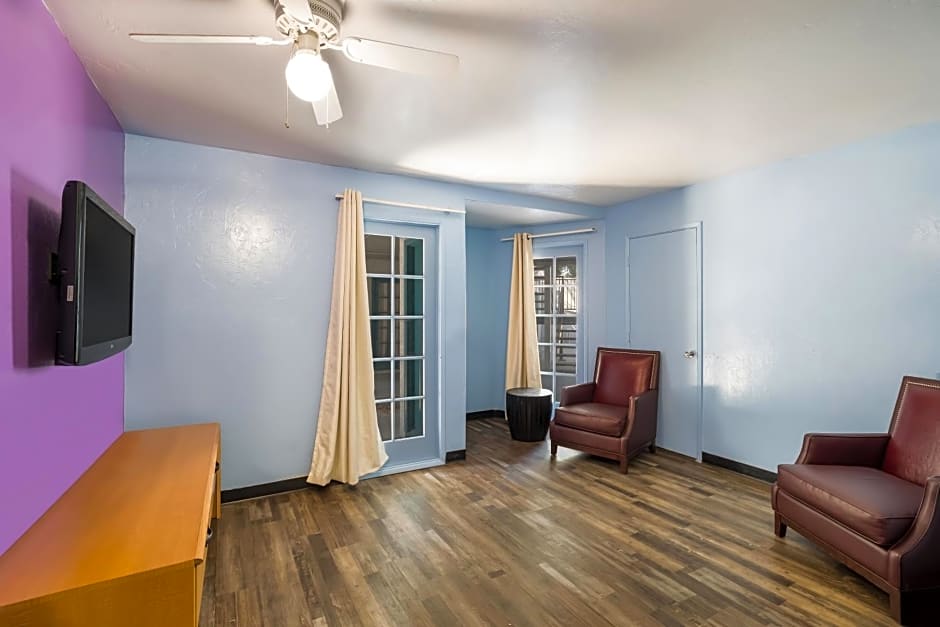 Knights Inn Tucson D.M.A.F Area