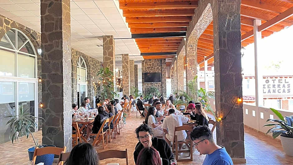 Hotel Tierras Blancas