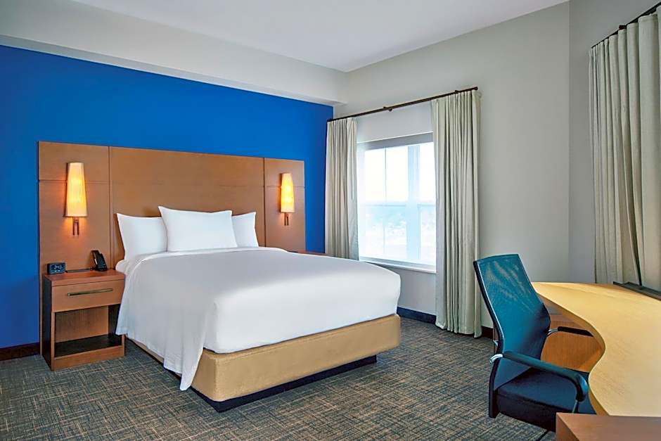 Residence Inn by Marriott Orlando at Flamingo Crossings Town Center