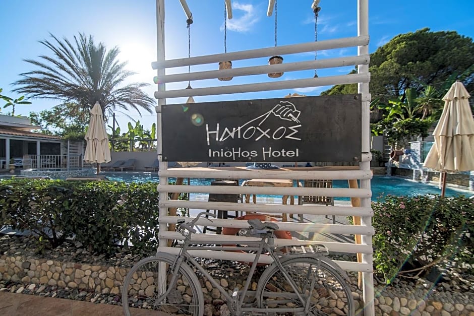 Iniohos Zante Hotel & Suites