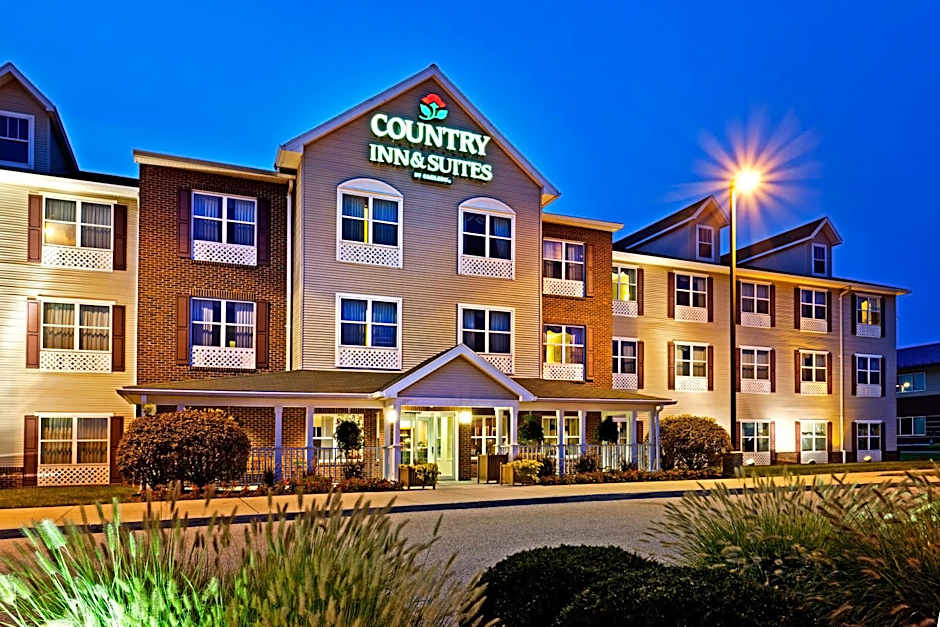 Country Inn & Suites by Radisson, York, PA
