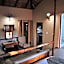 Mabalingwe Elephant Lodge