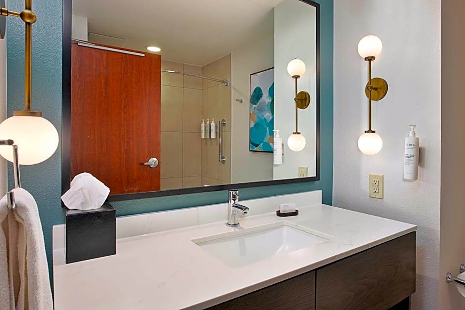 Embassy Suites by Hilton San Marcos Hotel Conference Center