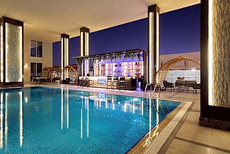 DoubleTree by Hilton Doha - Al Sadd