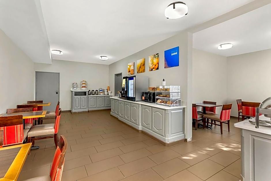 Comfort Inn and Suites