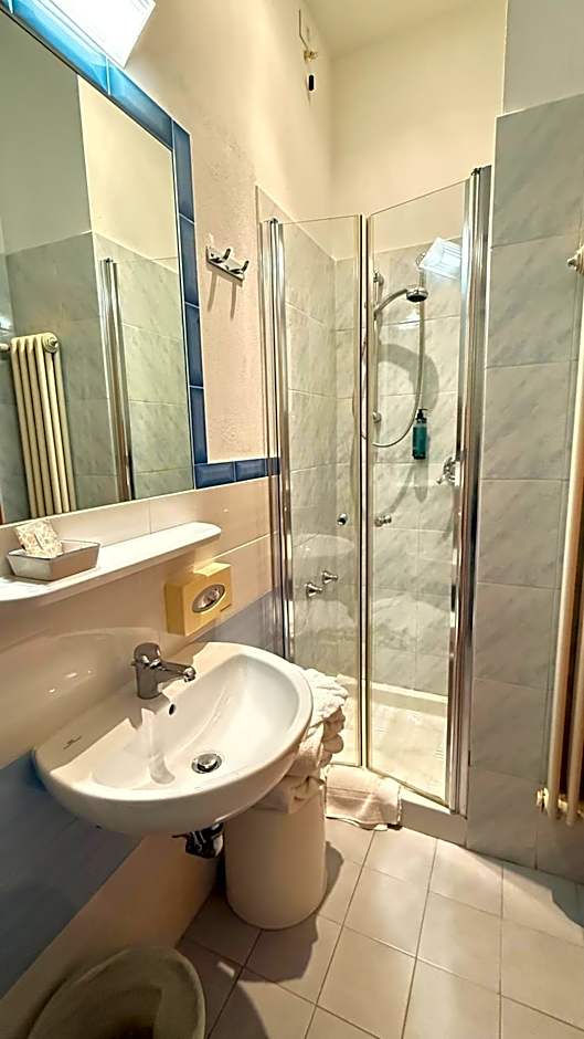 Hotel Ariella