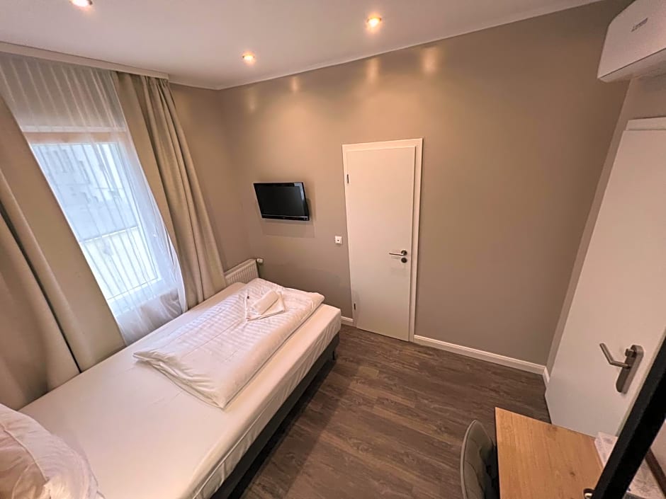 JJ Hotel Hannover-City-Pension