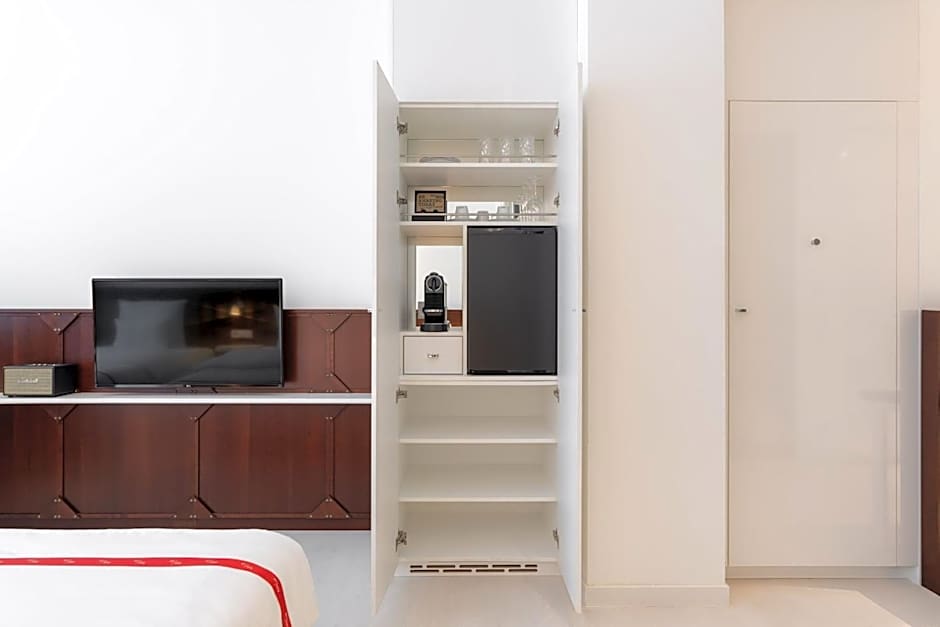 Ruby Ella Hotel Cologne By IHG