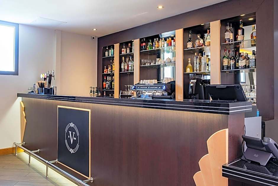 Zenitude Hotel la Valadiere, an Ascend Collection Hotel