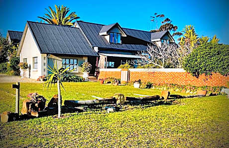 Stoneridge Large Family Cottage