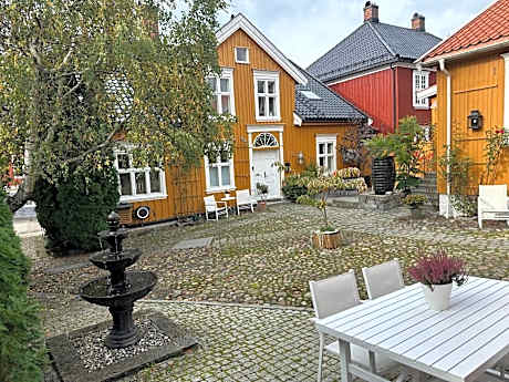 Tollgaarden Gjestegaard