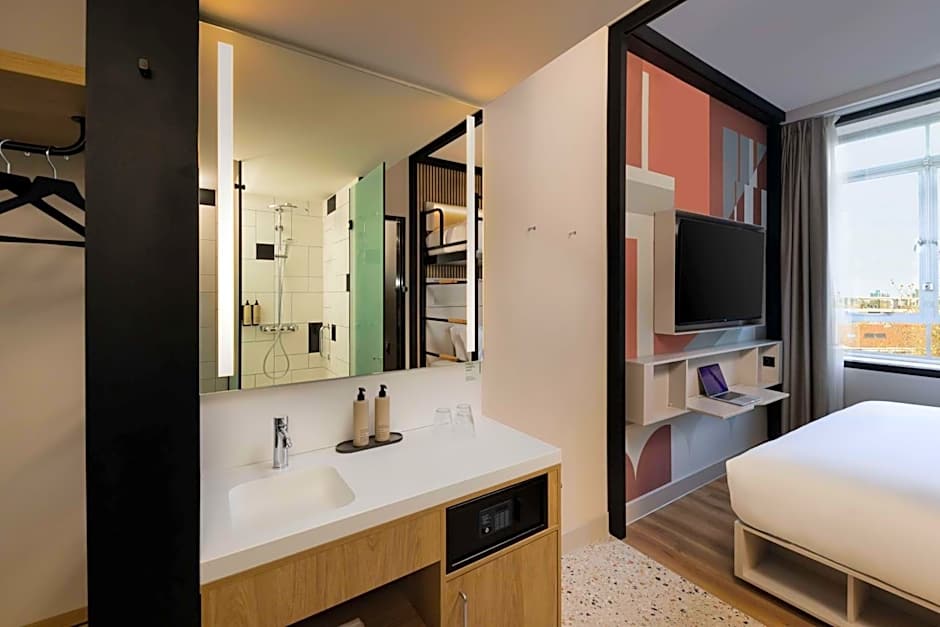 Motto by Hilton Rotterdam Blaak