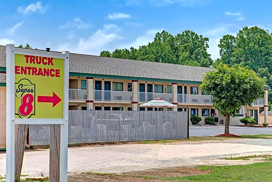 Super 8 by Wyndham Shelby