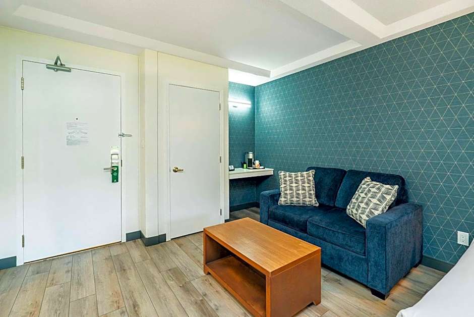 Quality Inn & Suites