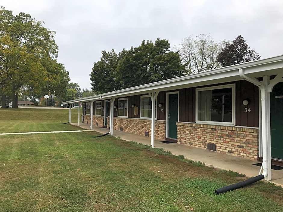 Spinning Wheel Motel