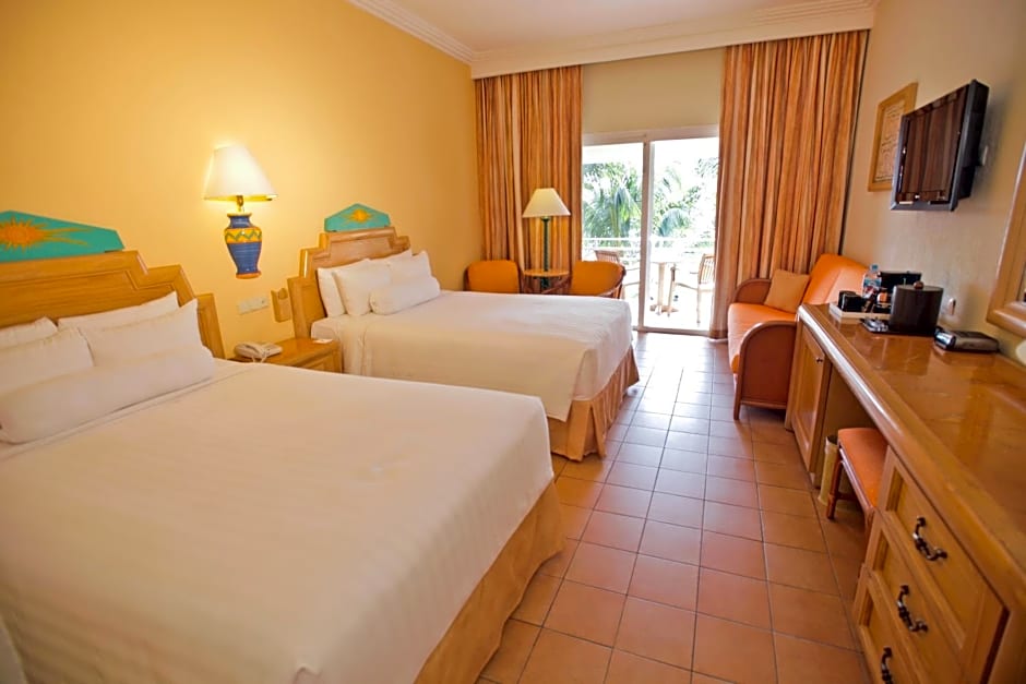 Barcelo Maya Colonial - All Inclusive
