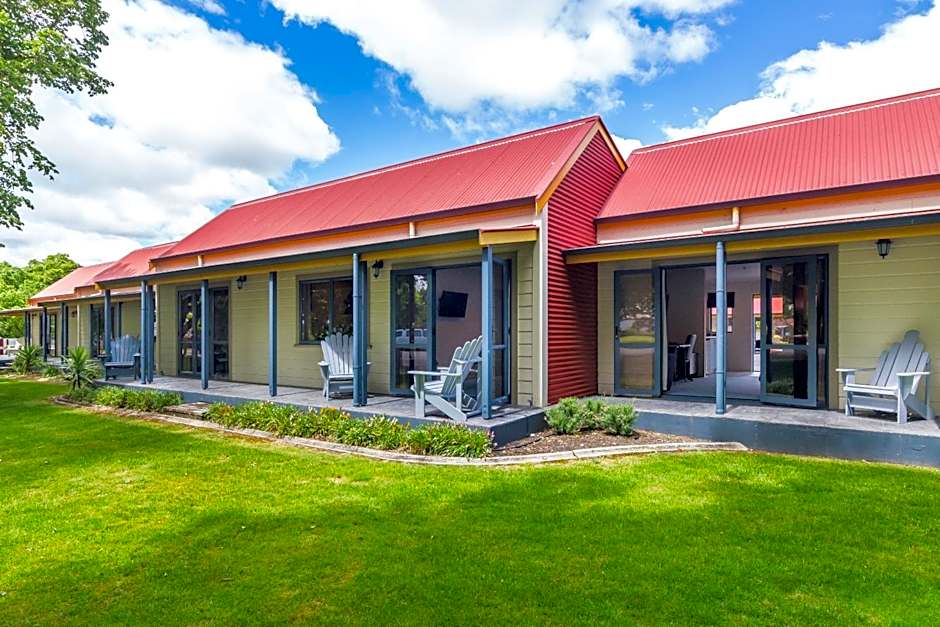 Oak Estate Motor Lodge