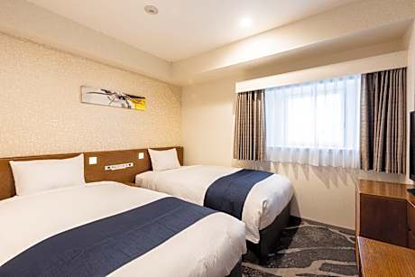 Renewal Twin Room Non-Smoking