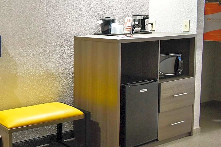 Comfort Inn & Suites Cartersville - Emerson Lake Point