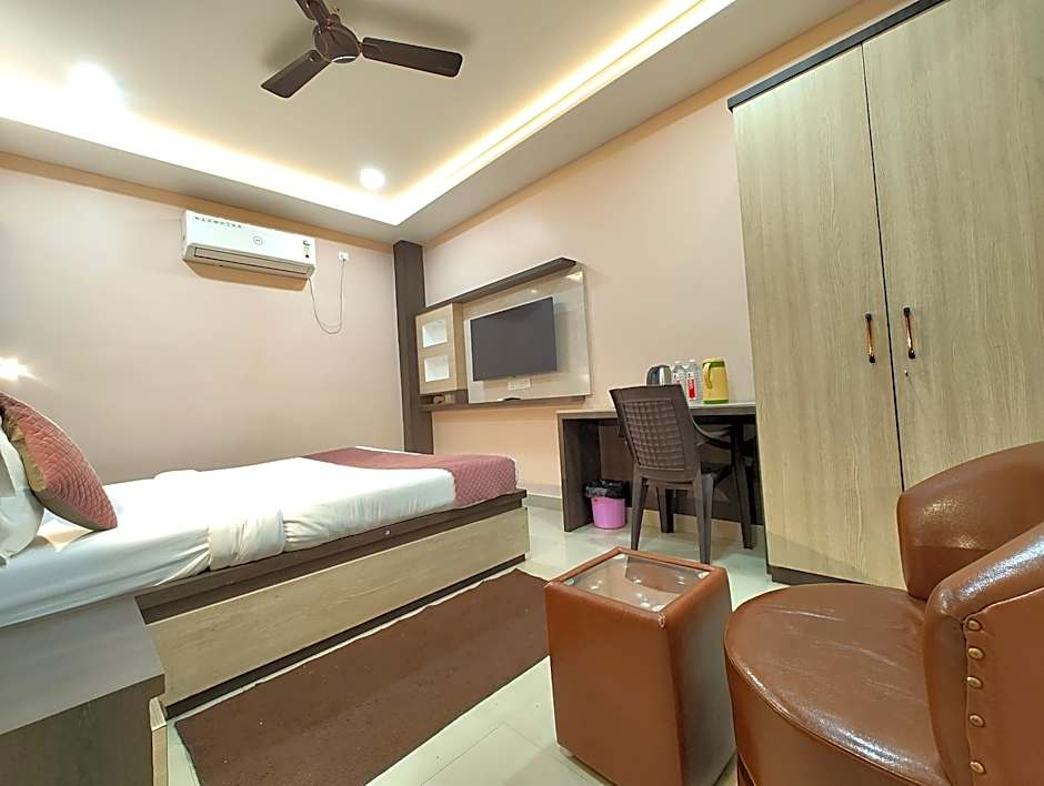 Goroomgo Akay guest house Varanasi 3km from Kashi Vishwanath Temple