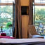 Royal Frenchmen Hotel and Bar
