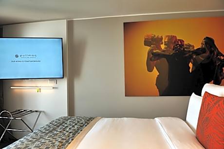 Deluxe King Room with Sea View