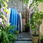 My Sisters House - Female only