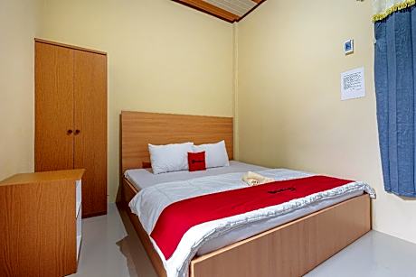 RedDoorz near Waterworld Lampung