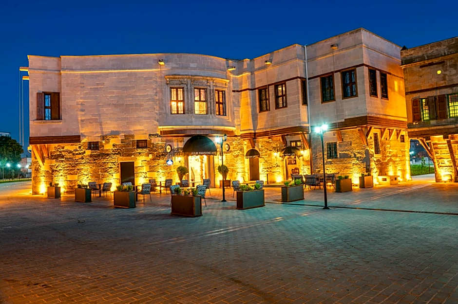 Four Mansions Hotel