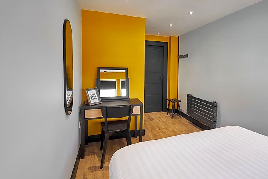 The Believe Boutique (Believe Bar & Bedrooms)